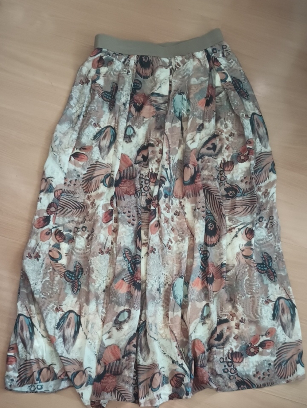 Peruvian Connection Pleated A-Line Skirt in Beige, Tan & Coral Accents